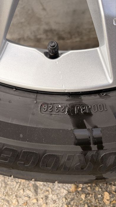 4 Jantes Originais Opel  16” + Pneus Bridgestone – Apenas 120 km