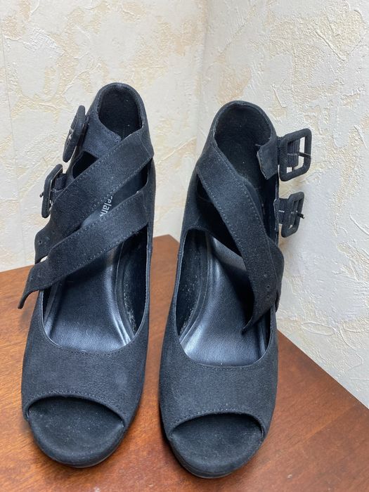 Туфлі чорні на підборах, 37 розмір, майже нові - 350