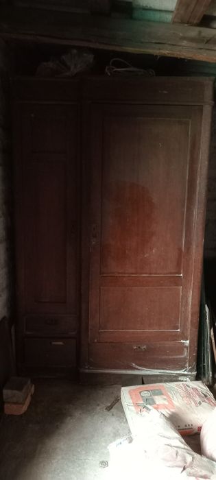 Продается платяной шкаф