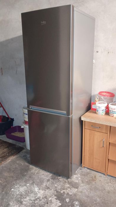 Sprzedam lodówke Beko