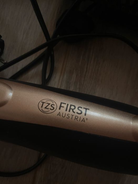 Продам фен-щітку First Austria на запчастини