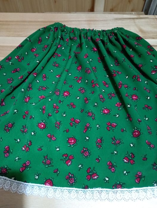 Spódniczka dziewczęca 152