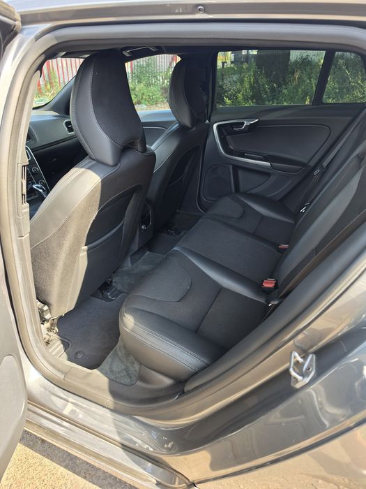 Volvo V60 2.0 diesel automat 2015 rok super stan mozliwa zamiana