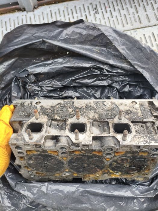 Головка блоку циліндрів VAG 2,5TDI AKN/AKE