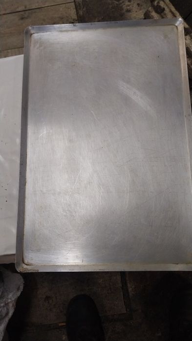 Продам алюминиевые подносы