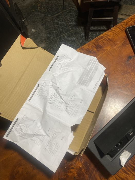 Gniazdo wpuszczane w blat