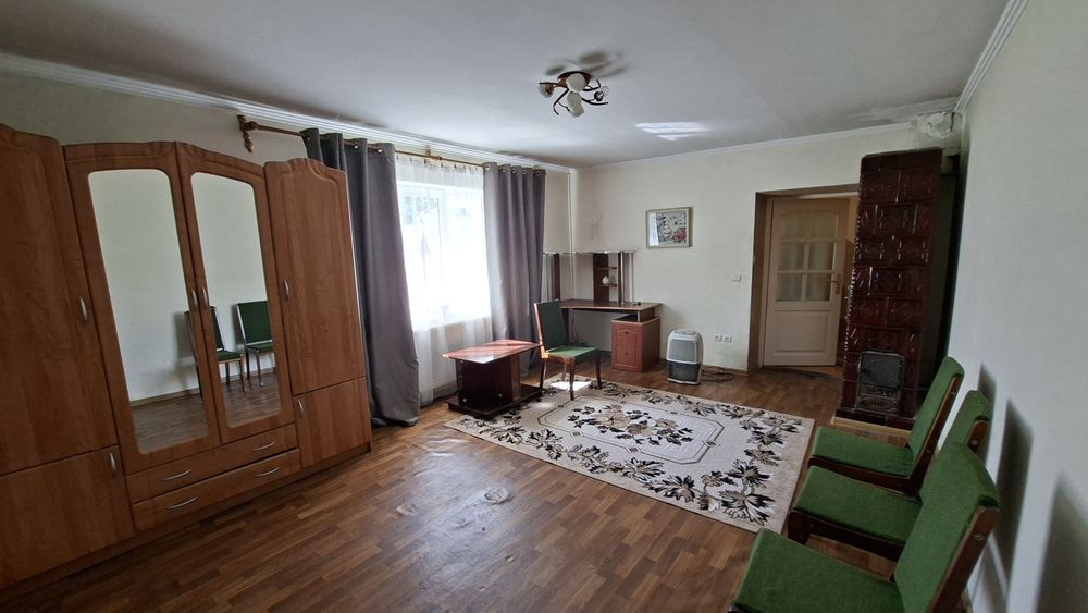 Продаж житлового будинку . Площа  220м².Земельна ділянка 11 сот.Програми. Є-відновлення.  Комунікації.Меблі .Техніка .