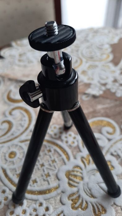 Statyw mini do aparatu