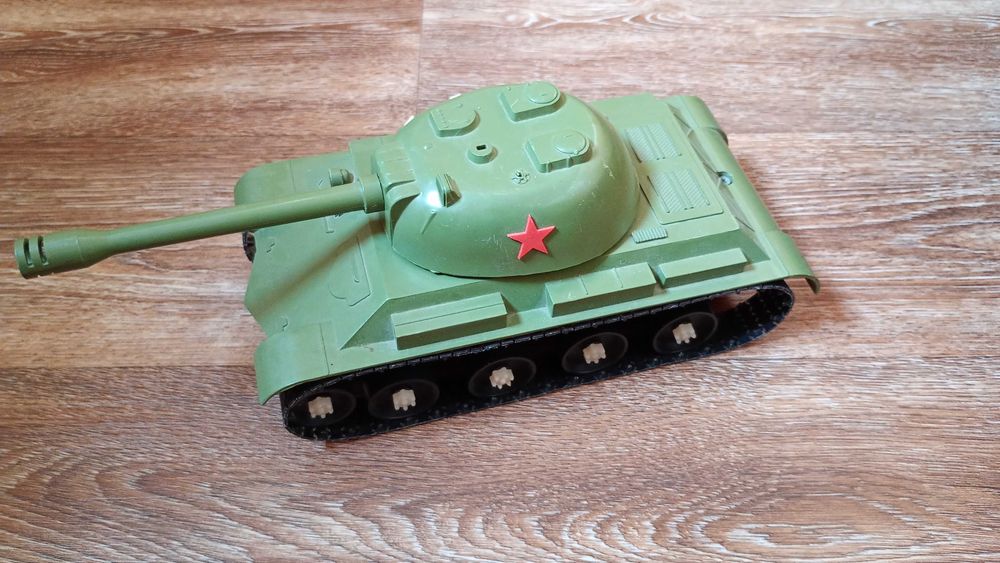 Іграшка ссср танк ИС-3