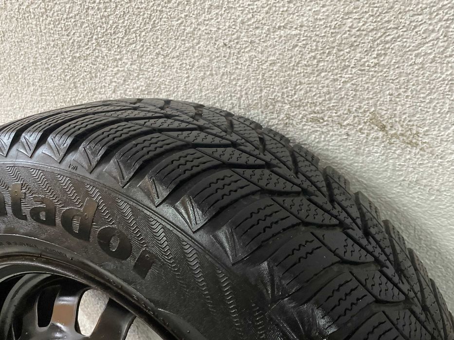 Opel Corsa D Adam Felgi 4x100 ET39 Stalowe 14 Opony Zimowe 185/70R14