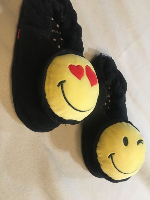 Kapcie emotki bardzo wygodne