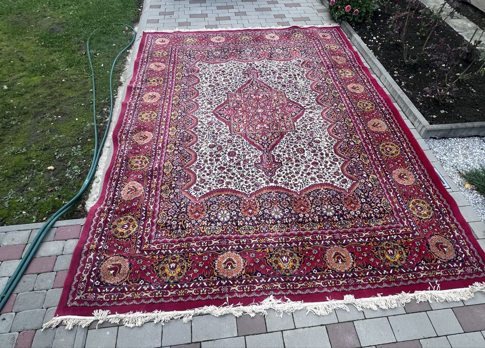 Коврик на підлогу