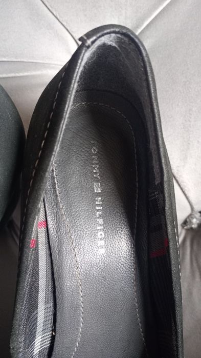 Tommy Hilfiger  39 + GRATIS