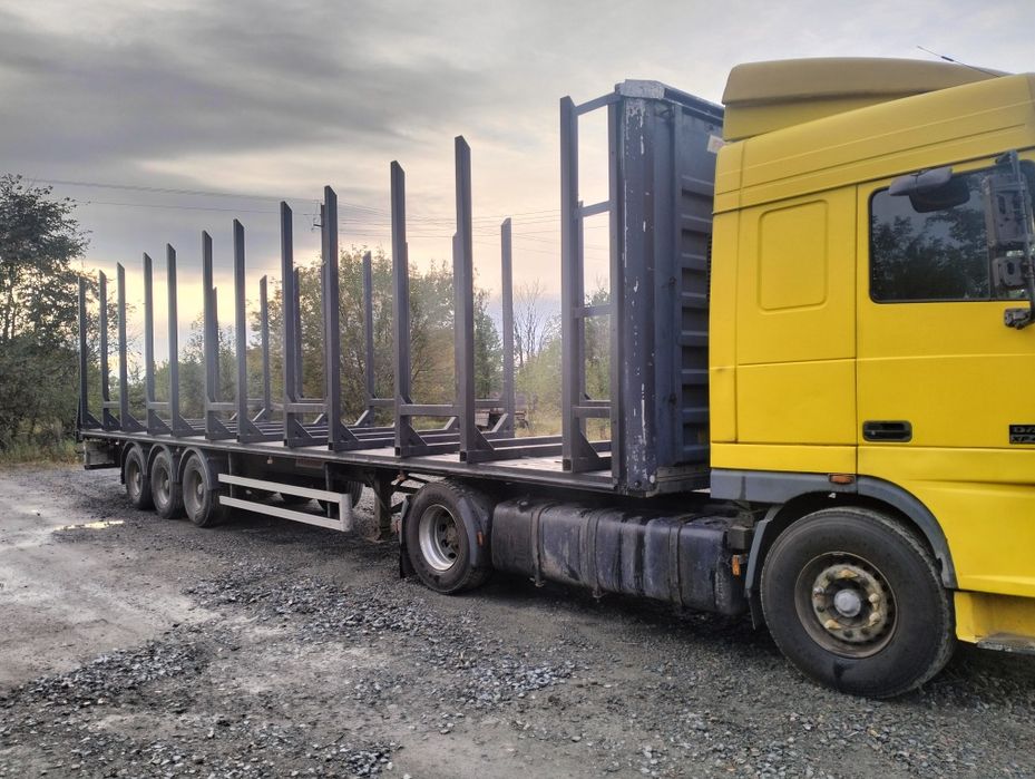 Полуприцеп Лісовоз