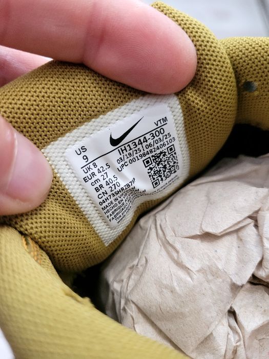Кроссовки NIKE VOMERO 5 нові original