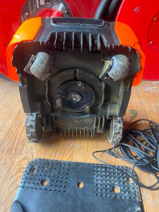 Roboty koszące YardForce EasyMow 260B