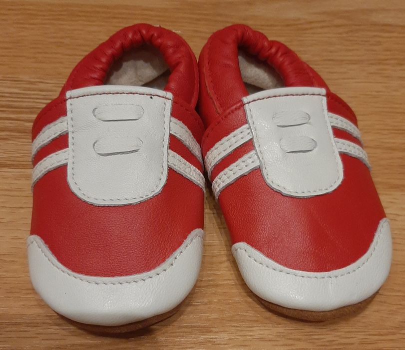 Buciki paputki kapcie niechodki 20 nowe