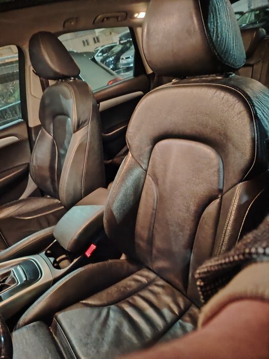 Audi Q5 Nacional 2.0 TDI 170CV 4x4 com Teto Panorâmico. Veja descrição