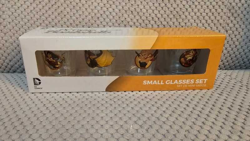 DC Kieliszki Bombshells Small Glasses Set