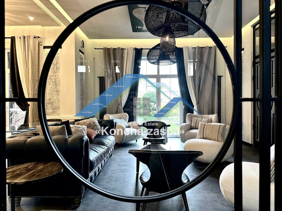 Конча Заспа, Большая Дамба продажа дома с выходом на Днепр.