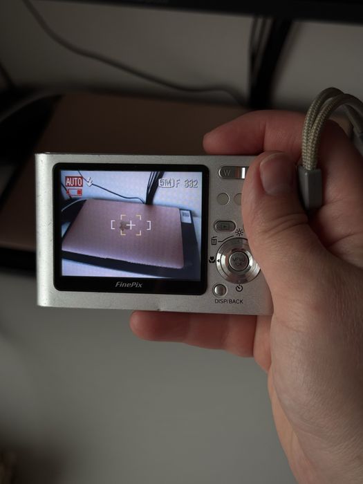 finepix z - купити фототехніку, відеотехніку - Ціна на OLX.ua