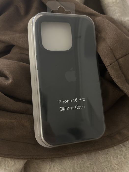 Nowe etui Iphone 16 Pro silicone Case