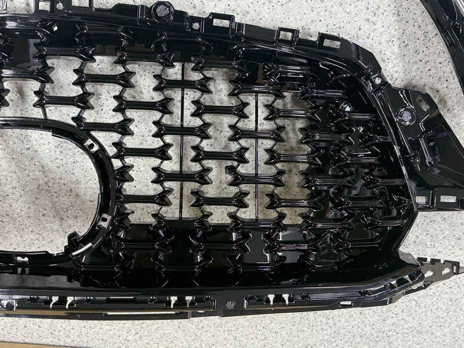 Решетка гриль Mazda CX5 22-25 год глянец