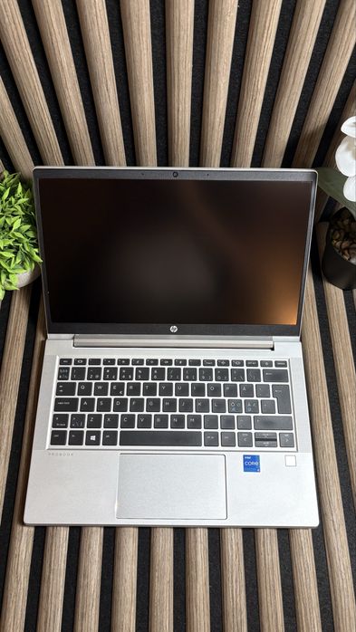 Продам Ноутбук HP ProBook 430 G8 13,3″ / i5-1135G7 / 8 ГБ / SSD 256 ГБ