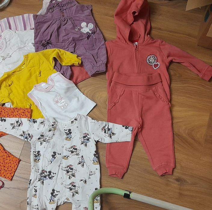 Ubrania dla dziewczynki r.62, 30 szt.