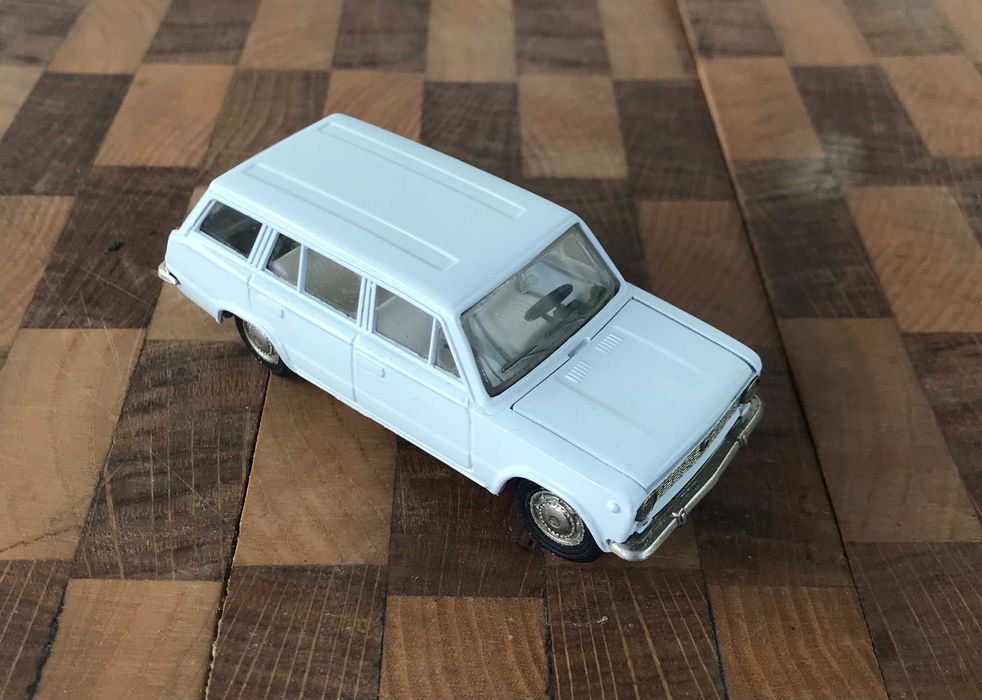 Ваз 2102 модель ссср 1:43