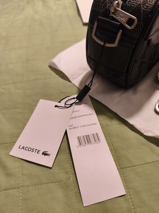 Bolsa Lacoste Nova no Saco