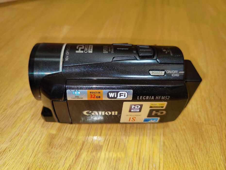 Видеокамера Сanon legria hf m52