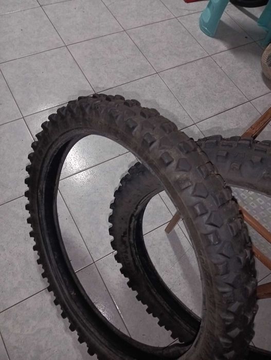 Pneus usados motocross