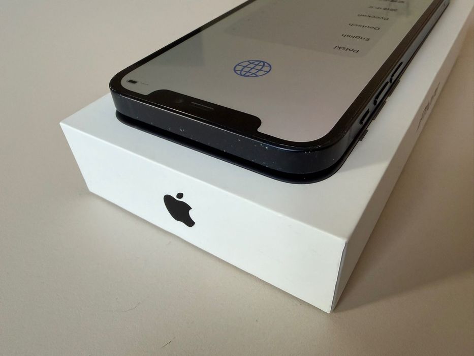 iPhone 12 64 GB Black