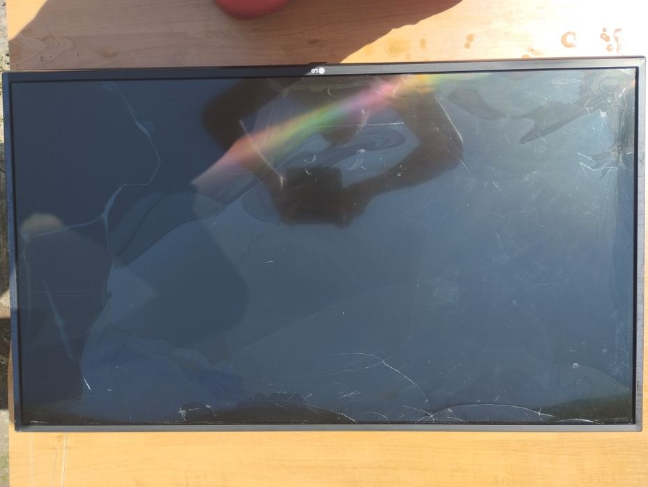 Телевизор LG 43 диагональ