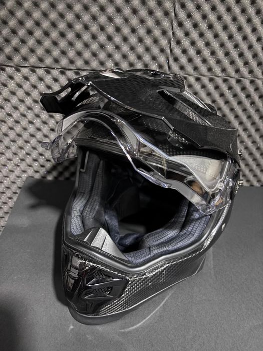 Scorpion ADF-9000 Air Carbon