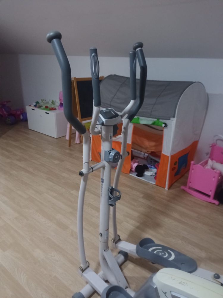 Bicicleta Eliptica Domyos ve 300 Torres Vedras Sao Pedro Santiago Santa Maria Do Castelo E Sao Miguel E Matacaes OLX.pt