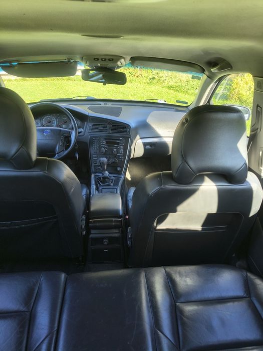 Volvo V70  2,4D  2004