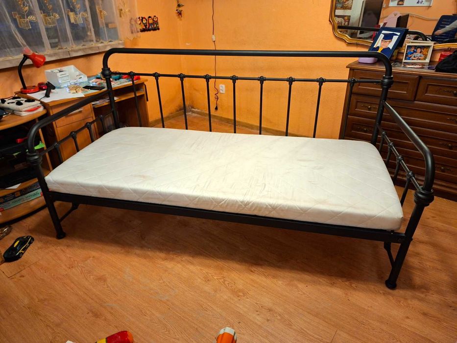 Leżanka łóżko sofa