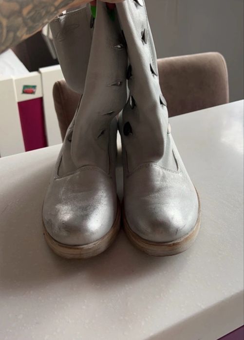 Botki vintage z guzikami – stylowe, nietuzinkowe, wygodne!