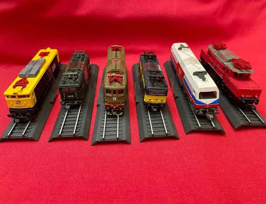Carruagens e locomotivas - Miniaturas Escala N (1:160)