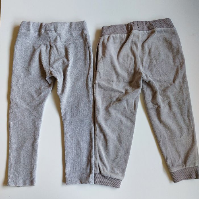 Beżowe spodnie dresowe legginsy Kubuś Puchatek Disney Next 98-104