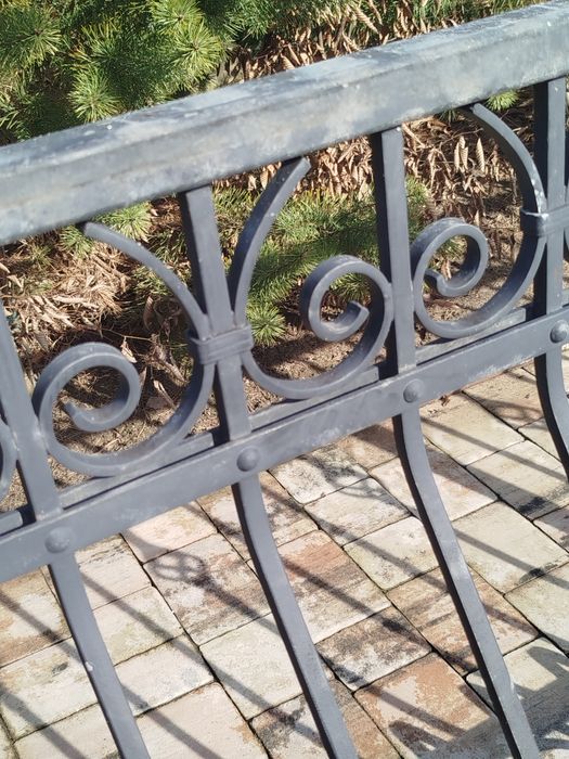 Sprzedam balustradę kutą