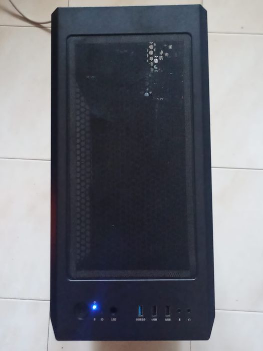 PC Asus Ryzen 5 RX590 (8GB VRam) SSD 500Gb+2TB Monitor Curvo AOC e conjunto RGB Mars Gaming