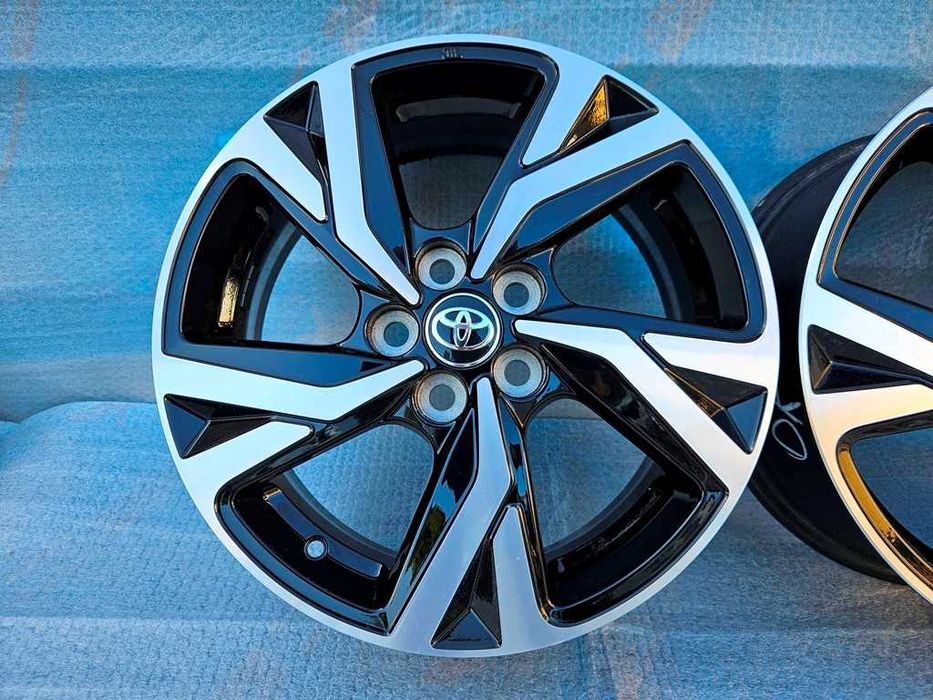 Felgi 16'' OEM TOYOTA Yaris IV Lift 5x100 ET50 6Jx16 CSU ORYGINALNE