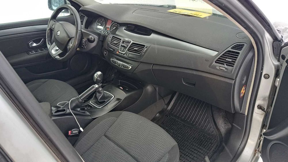 Рено лагуна продам