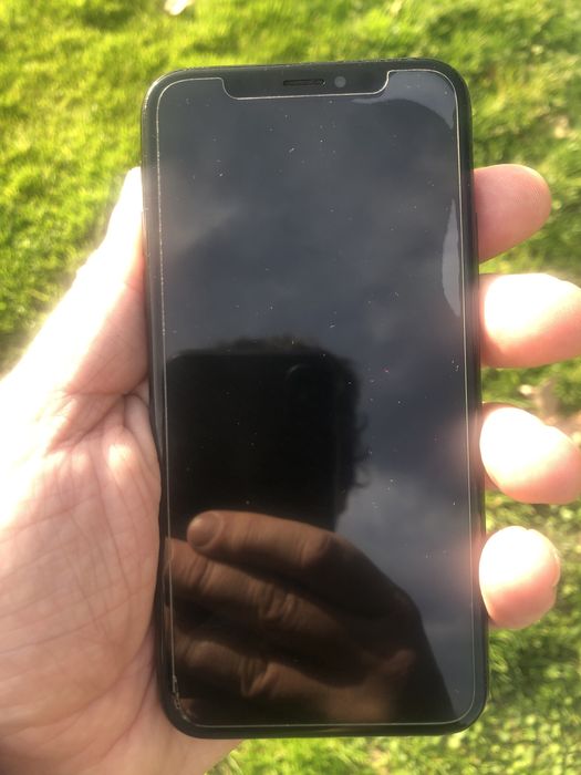 IPhone X 64 GB em bom estado