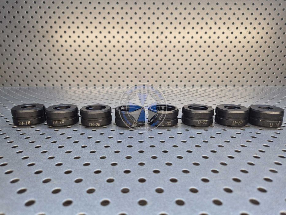 Praska Zaciskarka rur PEX-AL 8 matryc U + TH 16-32mm Zaciskarka do rur