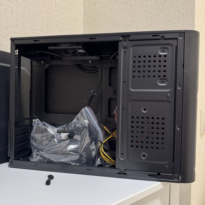 Корпус для пк Aerocool Sfx 400w блок живлення