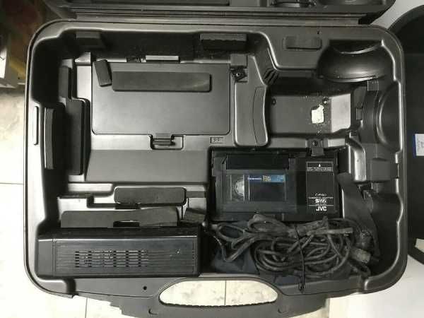 Видеокамера Panasonic M9000 формат VHS робоча БЕЗКОШТОВНА ДОСТАВКА олх